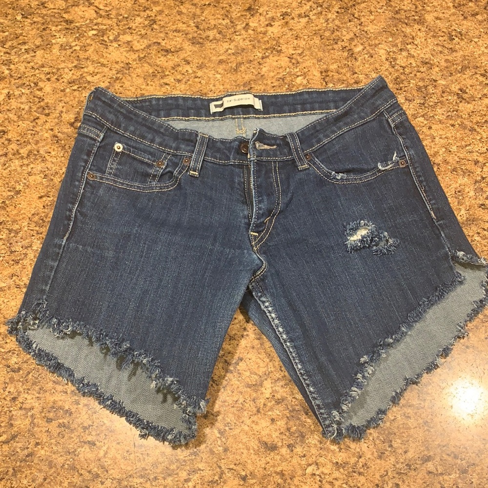 EUC Levi’s Superlow Distressed Cut Off Shorts 28